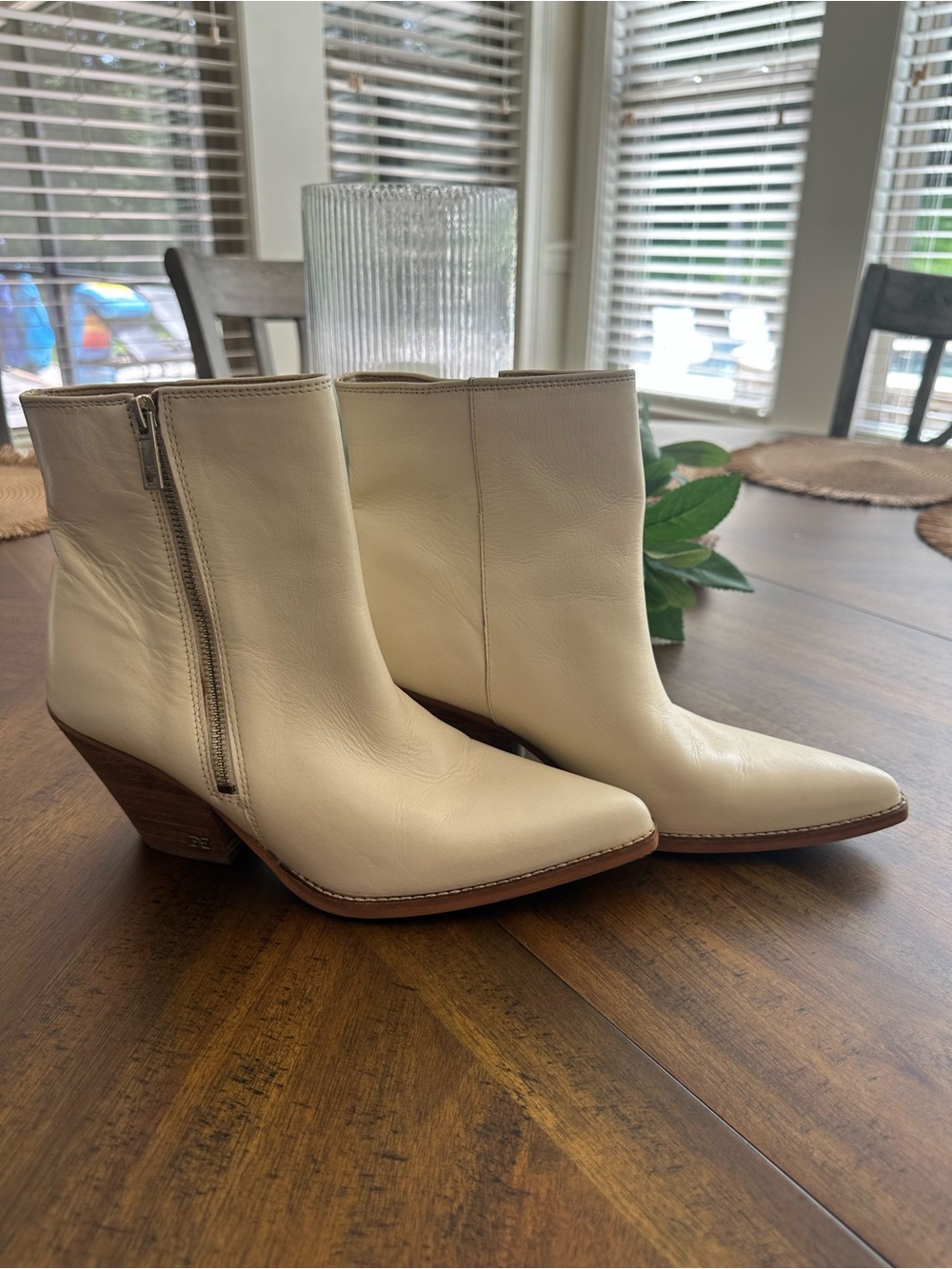 Sam Edelman Cream Leather Pointed Ankle Booties with Wooden Heel